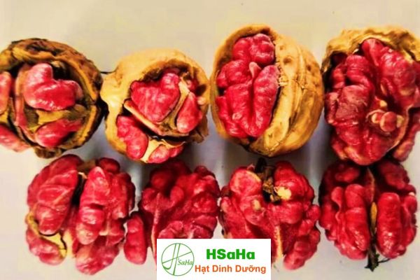 Hạt óc chó đỏ nguyên vỏ Quả óc chó đỏ nguyên vỏ